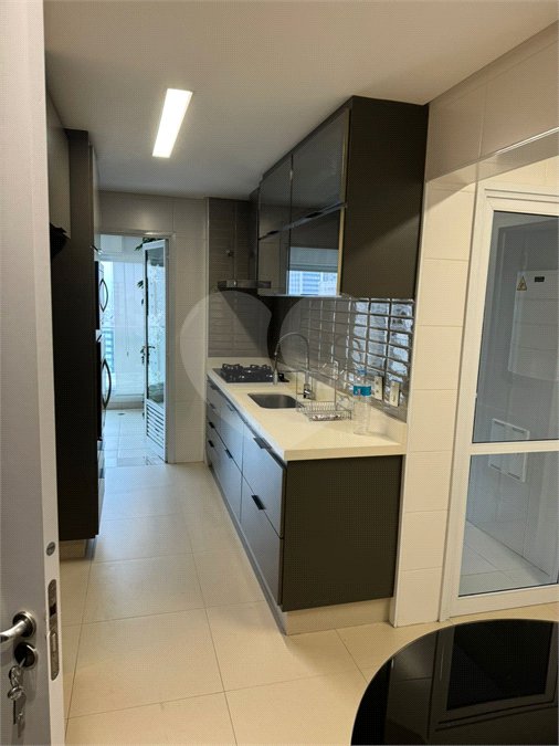 Apartamento para alugar com 3 suítes em Vila Gertrudes, São Paulo, SP
