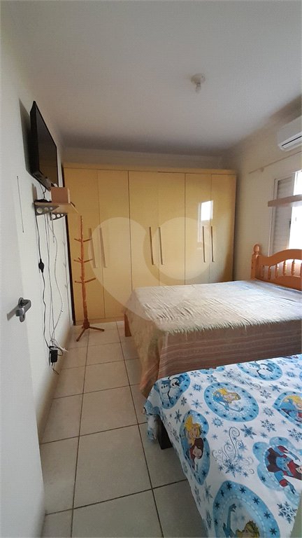 Casa à venda com 2 quartos no condomínio Amaryllis, Jundiaí - SP