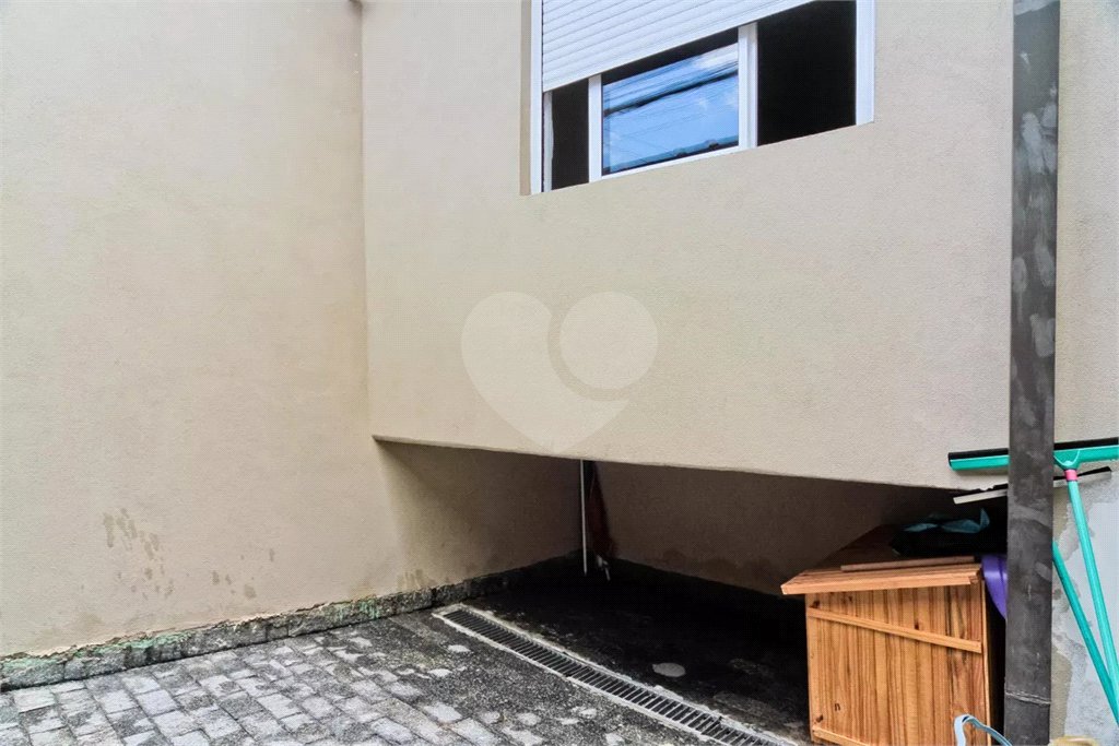 Sobrado à venda com 2 quartos, sendo 1 suíte, em Vila dos Remédios, São Paulo, SP
