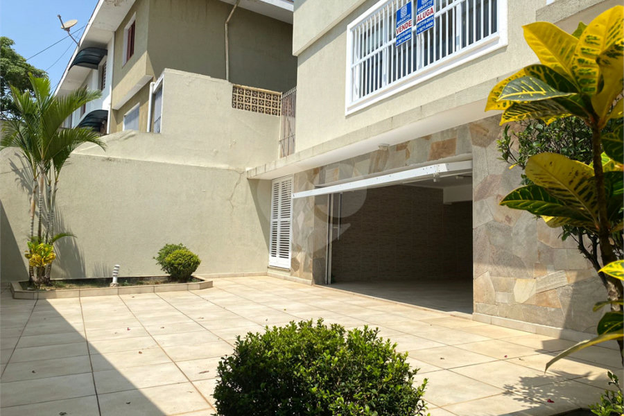 Sobrado à venda com 4 quartos, sendo 3 suítes, em Vila Ester (zona Norte), São Paulo, SP