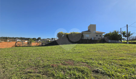 Terreno à venda no condomínio Village Araçoiaba, Araçoiaba da Serra - SP