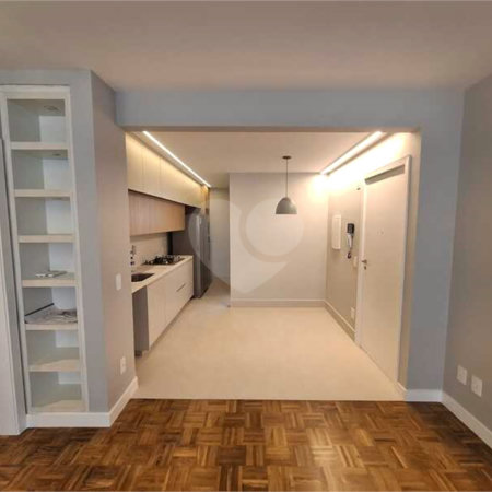 Apartamento à venda com 3 quartos, sendo 1 suíte, em Itaim Bibi, São Paulo, SP