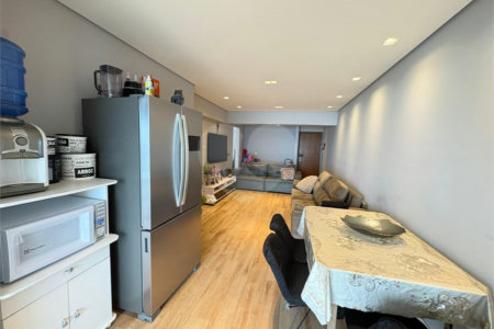 Apartamento à venda com 2 quartos, sendo 1 suíte,  em Boqueirão, Praia Grande, SP