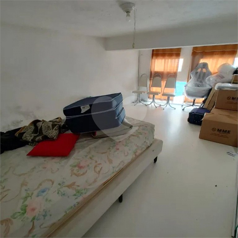 Casa à venda com 2 quartos, sendo 1 suíte, em Parque Maria Domitila, São Paulo, SP