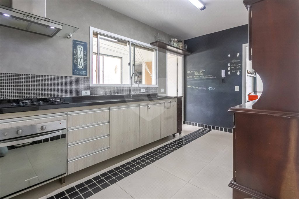 Apartamento à venda com 3 quartos, sendo 1 suíte, em Santo Amaro, São Paulo, SP