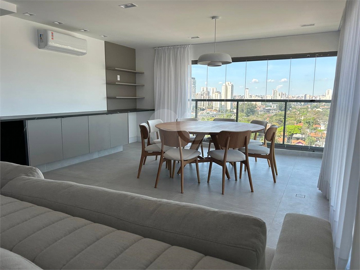 Apartamento à venda com 3 suítes em Santo Amaro, São Paulo, SP
