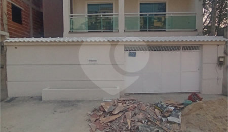 Casa à venda com 4 quartos, sendo 1 suíte,  em Campo Grande, Rio de Janeiro, RJ