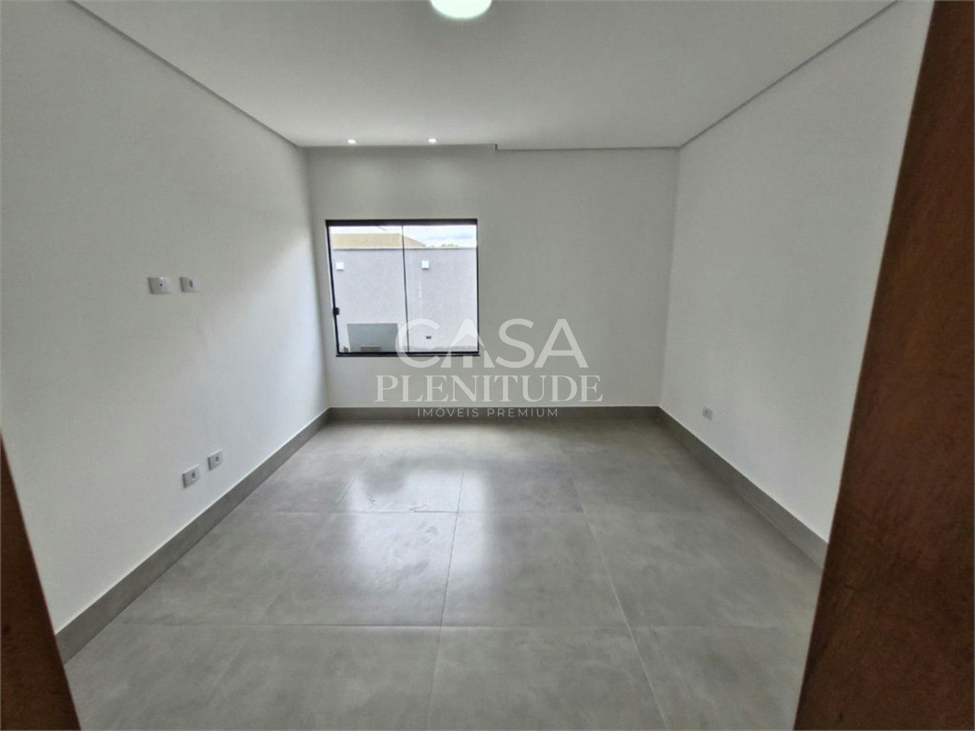 Casa em condomínio à venda com 3 quartos, sendo 1 suíte, em Cajuru do Sul, Sorocaba, SP