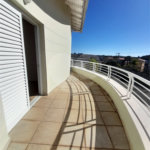 Casa à venda com 4 quartos, sendo 3 suítes, no condomínio Residencial Terras de Vinhedo, Vinhedo - SP