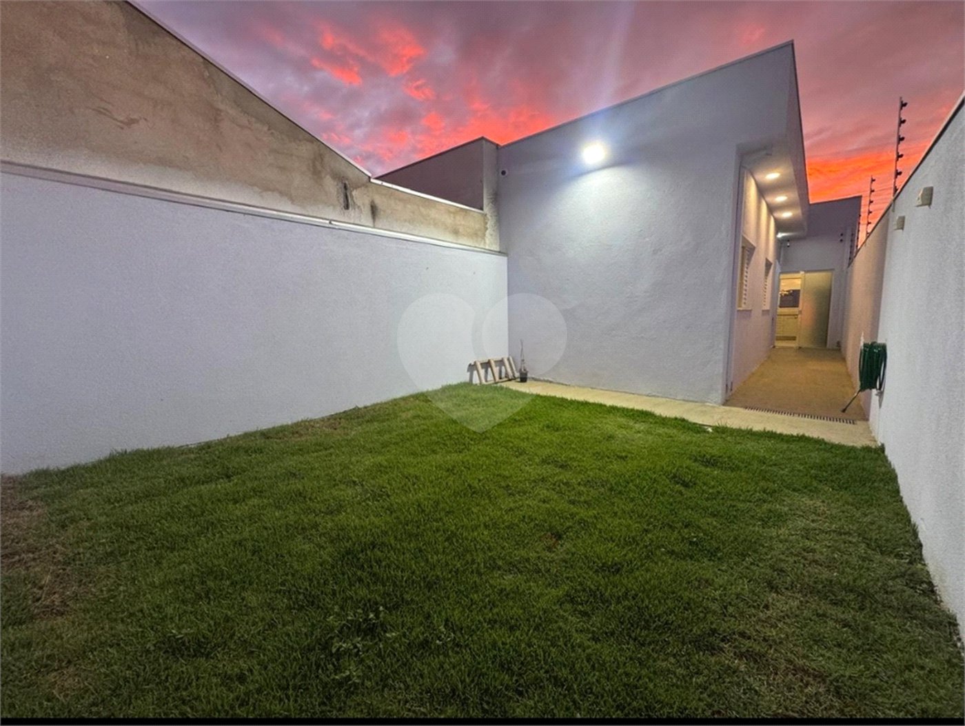 Casa à venda com 2 quartos em Jardim Monte Santo, Itapetininga, SP