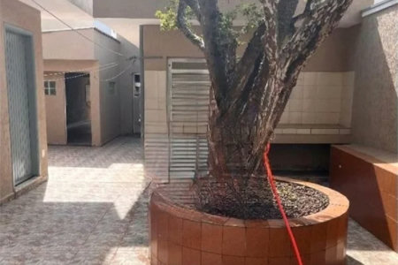 Sobrado à venda com 4 quartos, sendo 1 suíte,  em Alto da Lapa, São Paulo, SP