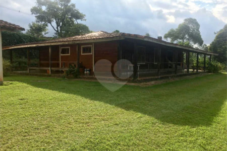 Sítio à venda com 4 quartos, sendo 2 suítes, em Jardim Paiol, Campo Limpo Paulista, SP