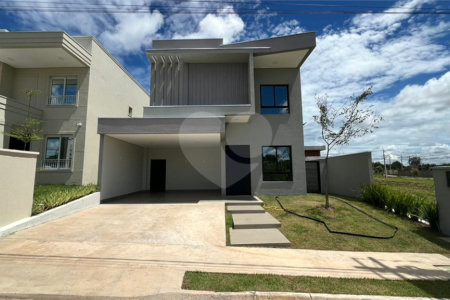 Casa à venda com 3 suítes no condomínio Brisas Horizontal, Cuiabá - MT