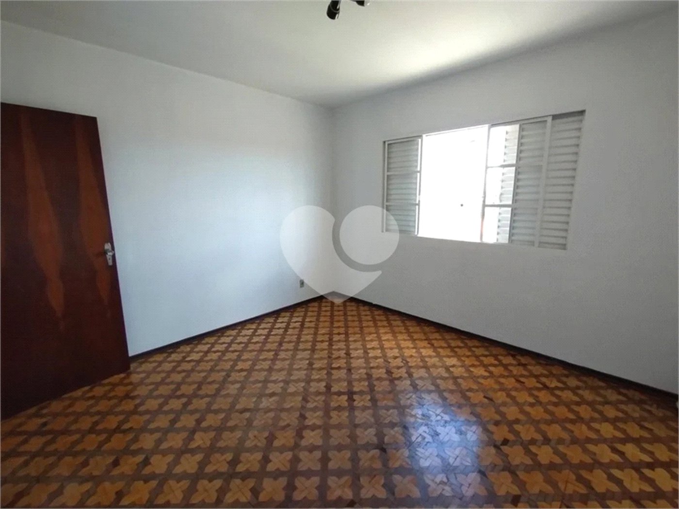 Casa à venda ou para alugar com 4 quartos, sendo 3 suítes,  no Centro, Itapetininga, SP