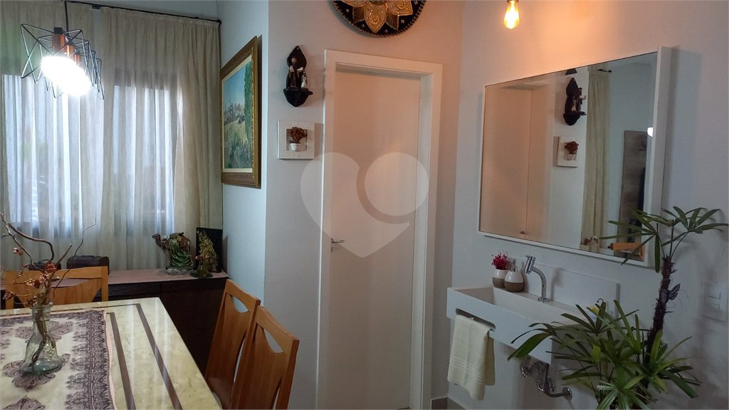Casa à venda com 3 suítes no condomínio Residencial Marchant Buarque, Atibaia - SP
