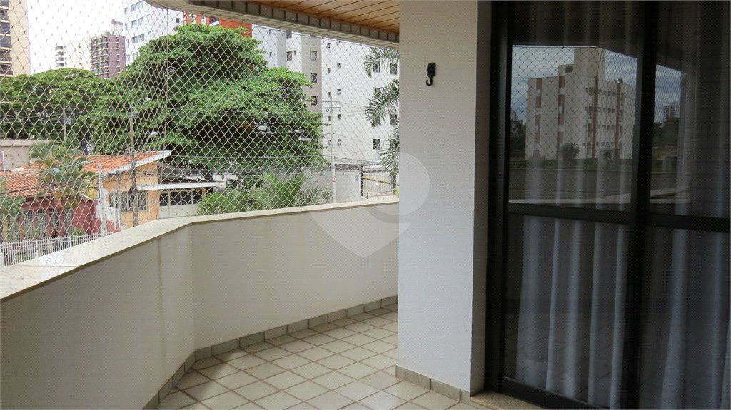 Apartamento à venda com 4 quartos, sendo 2 suítes,  em Cambuí, Campinas, SP