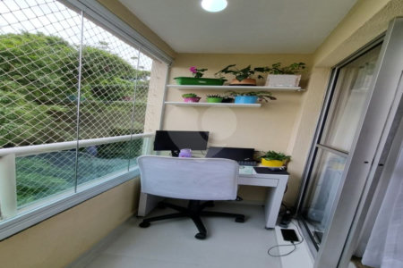 Apartamento à venda com 3 quartos, sendo 1 suíte, em Jardim Esmeralda, São Paulo, SP