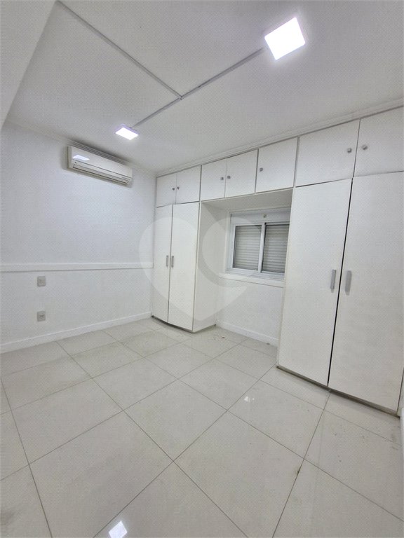 Casa à venda ou para alugar com 5 quartos, sendo 4 suítes,  em Santa Rosa, Vinhedo, SP