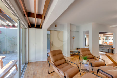 Casa à venda com 4 quartos, sendo 2 suítes,  em Alto da Boa Vista, São Paulo, SP
