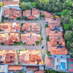 Casa à venda ou para alugar com 4 quartos, sendo 3 suítes,  no condomínio Da Serra, São Paulo - SP
