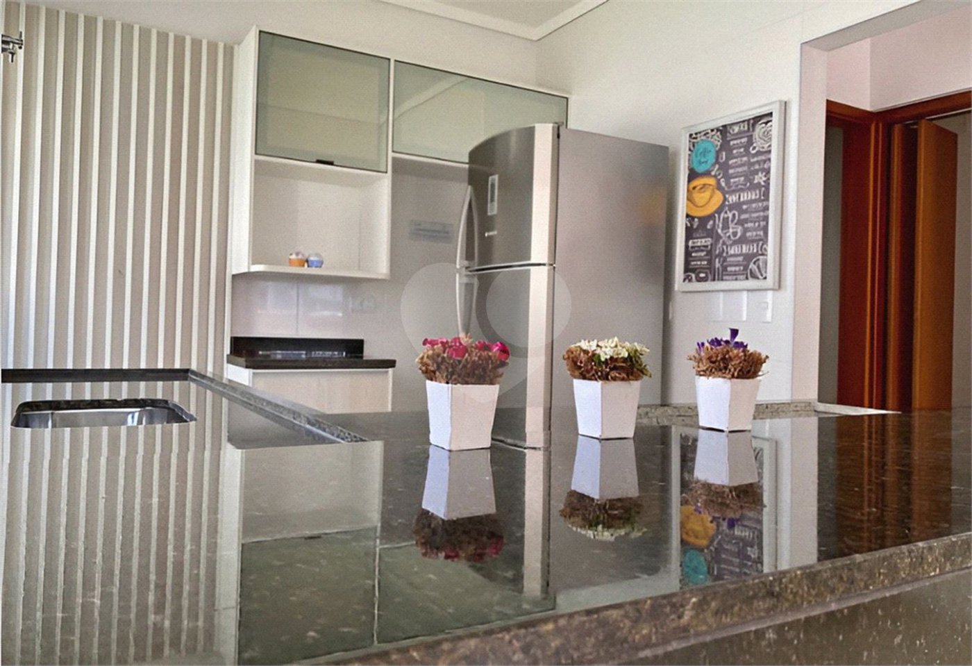 Casa à venda com 2 suítes no condomínio Renaissence Clube, Suzano - SP