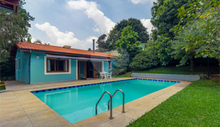 Casa Térrea à venda com 3 quartos, sendo 1 suíte,  em Jardim Petrópolis, São Paulo, SP