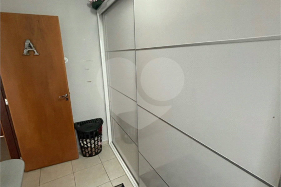 Sobrado à venda com 3 quartos, sendo 1 suíte,  em Tremembé, São Paulo, SP