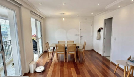 Apartamento à venda com 3 quartos, sendo 1 suíte,  em Alto da Boa Vista, São Paulo, SP