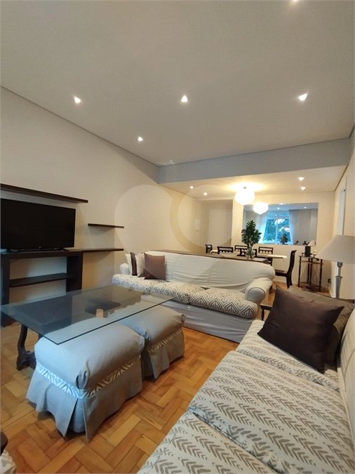 Apartamento à venda com 2 quartos, sendo 1 suíte,  em Higienópolis, São Paulo, SP