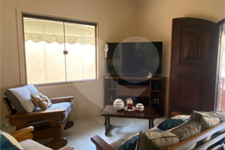 Casa à venda com 2 quartos em Campo Grande, Rio de Janeiro, RJ