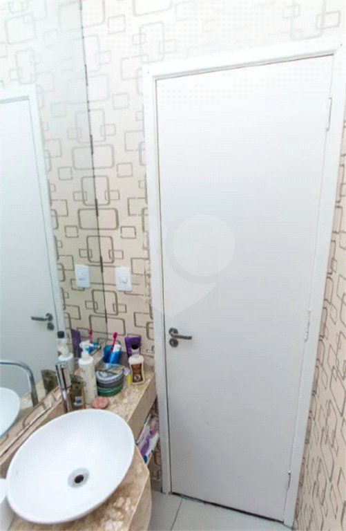 Sobrado à venda com 3 quartos, sendo 1 suíte, em Vila Nivi, São Paulo, SP
