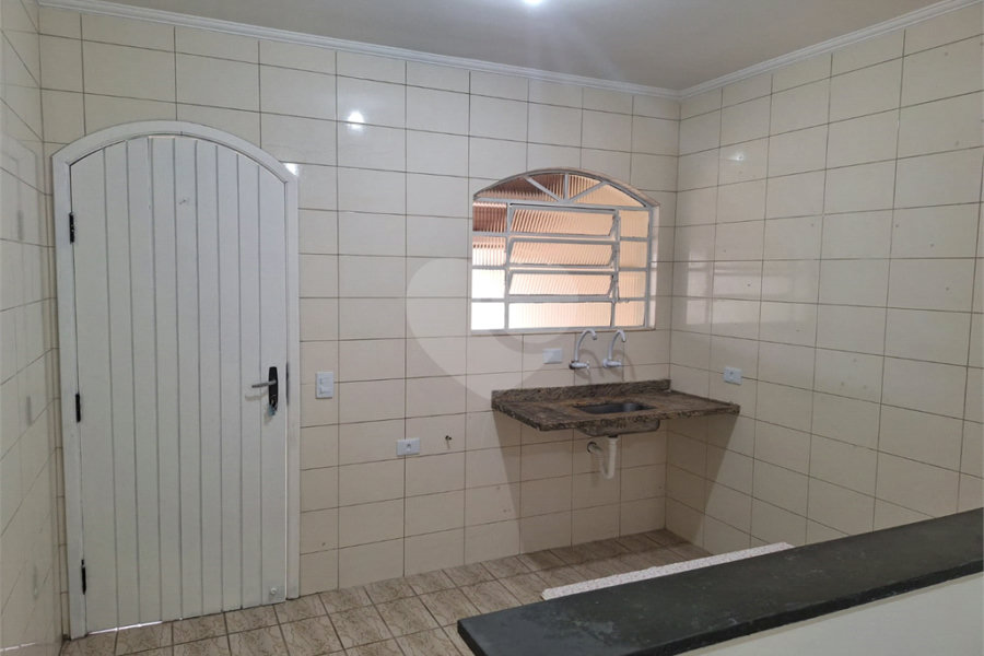 Sobrado à venda com 2 quartos em Vila Nova Cachoeirinha, São Paulo, SP