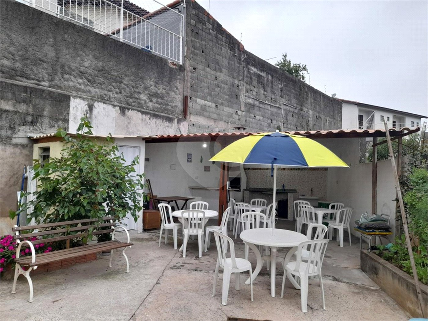 Casa à venda com 4 quartos, sendo 1 suíte, em City Bussocaba, Osasco, SP