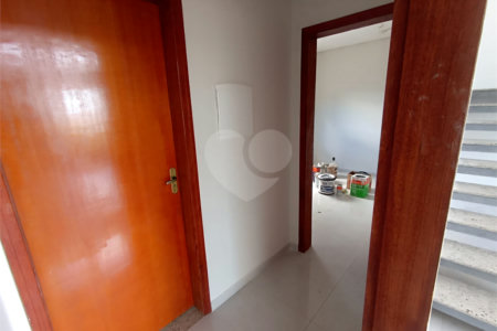 Casa à venda com 3 quartos, sendo 1 suíte, no condomínio Residencial Golden Ville, Itapetininga - SP