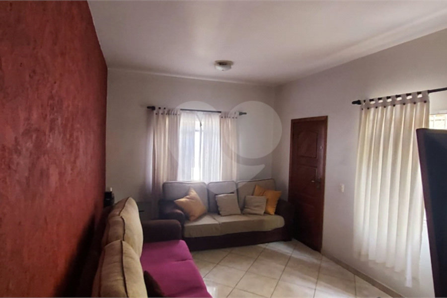 Sobrado à venda com 3 quartos, sendo 1 suíte, em Vila Sabrina, São Paulo, SP