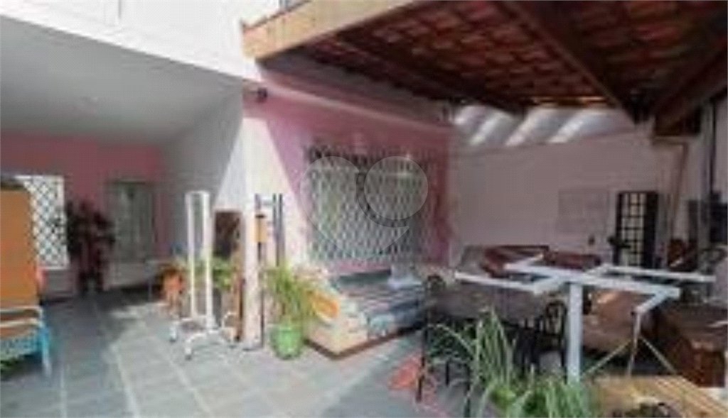 Sobrado à venda com 6 quartos, sendo 5 suítes,  em Santana, São Paulo, SP