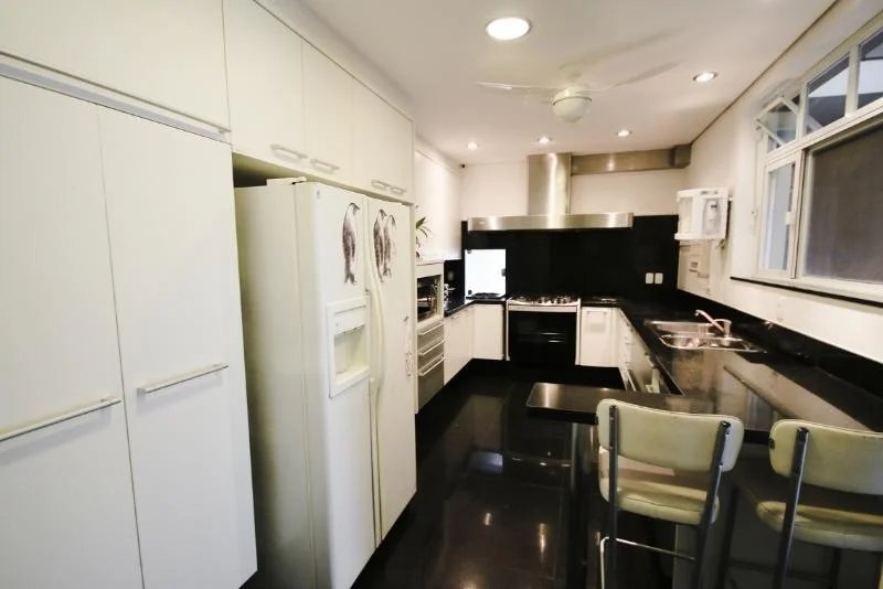 Casa à venda com 3 quartos, sendo 2 suítes,  em Vila Tramontano, São Paulo, SP