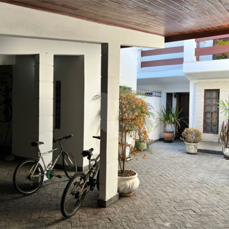 Casa à venda com 4 quartos, sendo 3 suítes, em Chácara Monte Alegre, São Paulo, SP