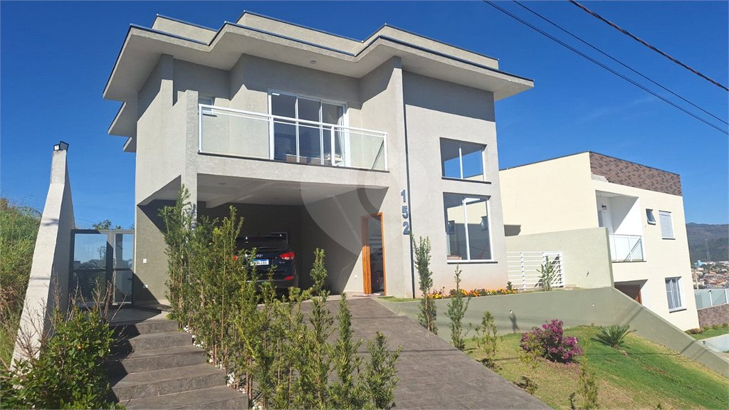 Casa à venda com 3 suítes no condomínio Residencial Alto da Floresta, Bom Jesus dos Perdões - SP