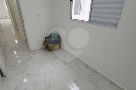 Sobrado à venda com 3 quartos, sendo 1 suíte,  em Parada Inglesa, São Paulo, SP