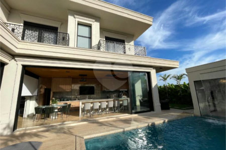 Casa à venda com 4 suítes no condomínio Quinta das Laranjeiras, Araraquara - SP