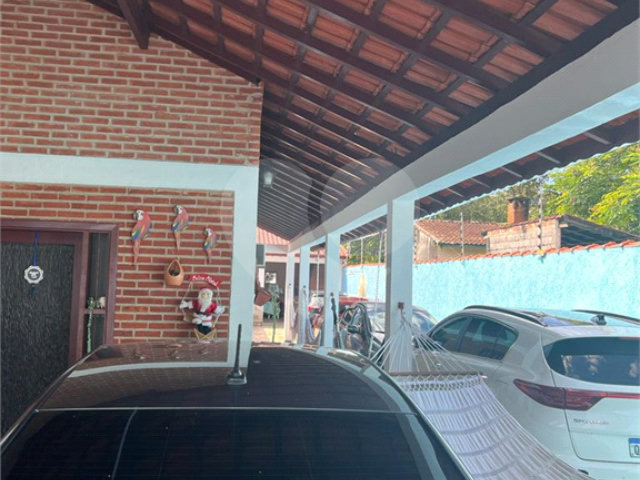 Casa Térrea à venda com 4 quartos, sendo 1 suíte,  em Boracéia, São Sebastião, SP