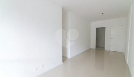 Apartamento à venda com 3 quartos, sendo 1 suíte, em Vila Isabel, Rio de Janeiro, RJ