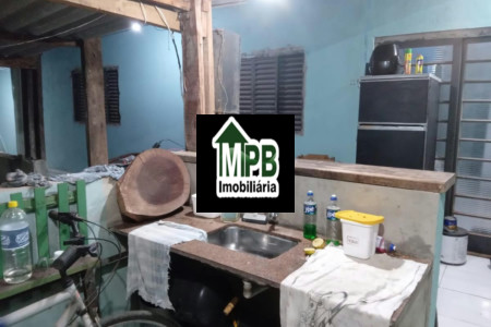 Casa à venda com 2 quartos, sendo 1 suíte, em George Oeterer, Iperó, SP