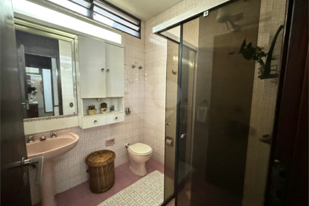Casa à venda com 3 quartos, sendo 1 suíte, em Jardim Marajoara, São Paulo, SP