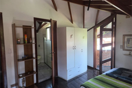 Casa à venda com 4 quartos, sendo 2 suítes, em Cidade São Francisco, São Paulo, SP
