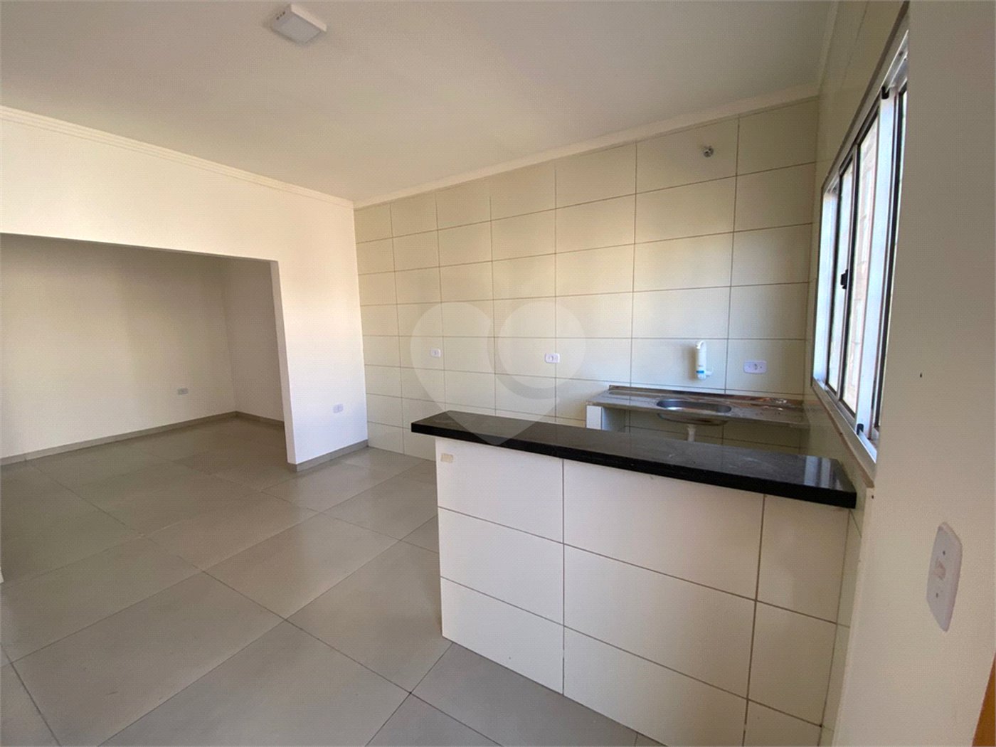 Casa à venda com 3 quartos, sendo 1 suíte, em Jardim Primavera I, Ponta Porã, MS