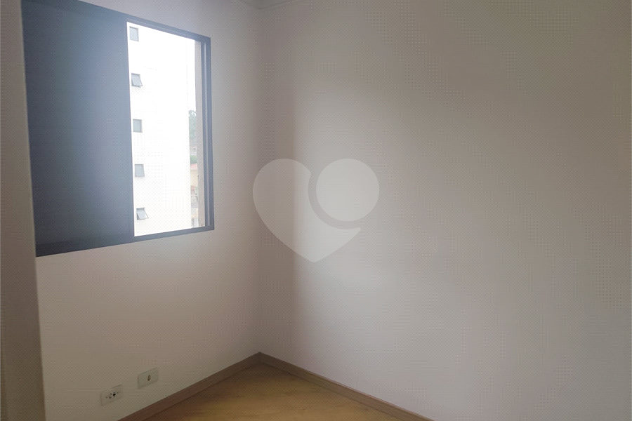 Apartamento à venda com 2 quartos em Horto, São Paulo, SP