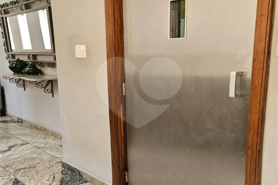 Cobertura à venda com 5 quartos, sendo 2 suítes, em Santana, São Paulo, SP