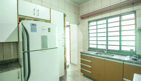 Sobrado para alugar com 3 quartos, sendo 2 suítes,  em Jaraguá, São Paulo, SP
